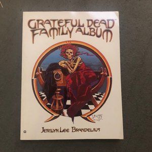 Grateful Dead Family Album, Jerilyn Brandelius